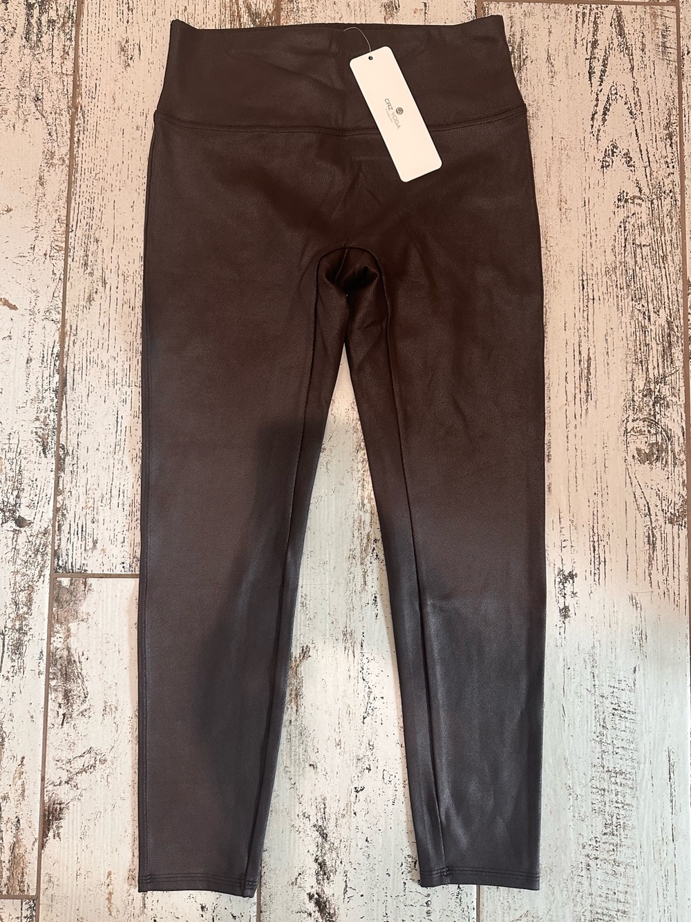 NWT CRZ YOGA Hot Fudge Brown Classic Foil Leggings 25" | Size M 8/10